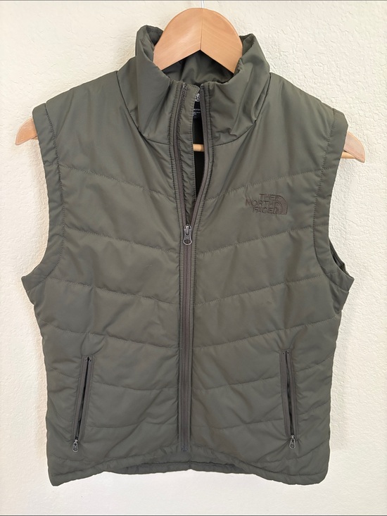 The North Face Jackets & Blazers - The North Face Olive Green Women’s Quilted Vest